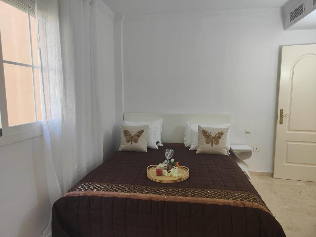 Center Beach 2 Beds Appartement Elviria Marbella Exterior photo