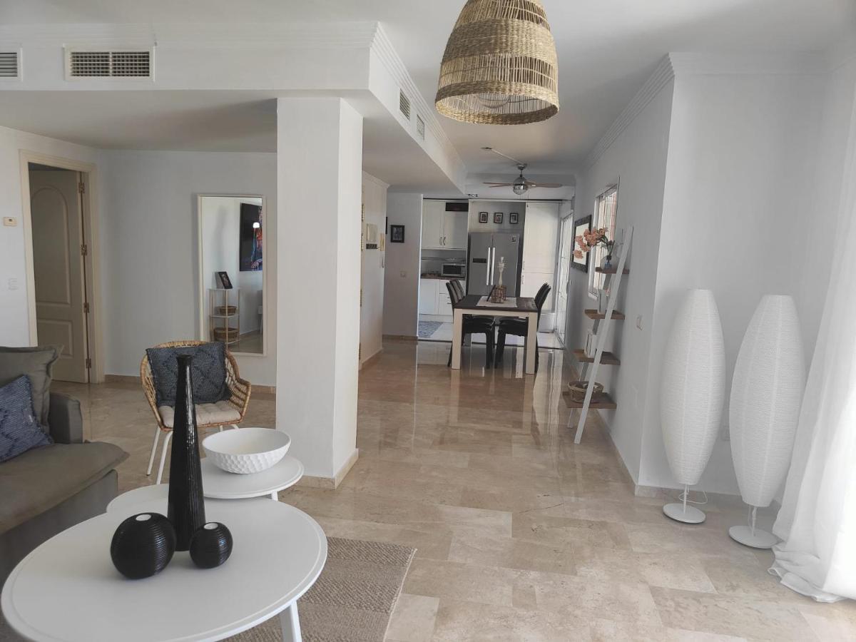 Center Beach 2 Beds Appartement Elviria Marbella Exterior photo
