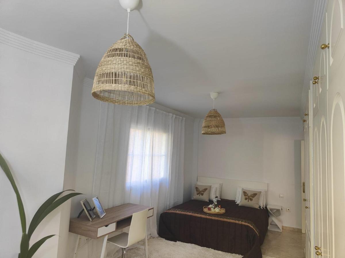 Center Beach 2 Beds Appartement Elviria Marbella Exterior photo